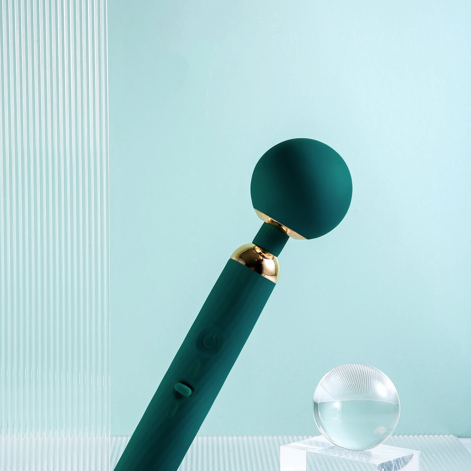 Green Magic Zenith cordless wand with broad round massage head