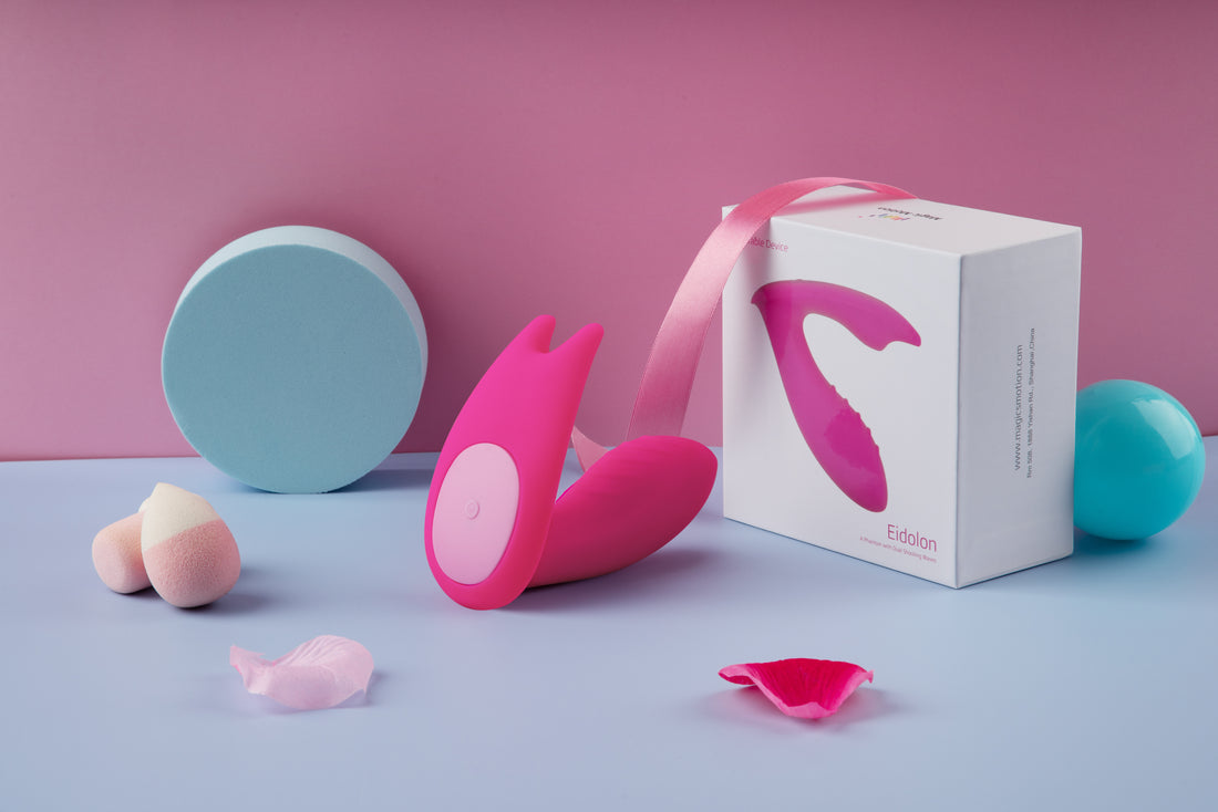 Dildos vs. Vibrators: Differences, Functions and How to Choose Magic Motion Dildos vs. Vibrators: Differences, Functions and How to Choose Magic Motion