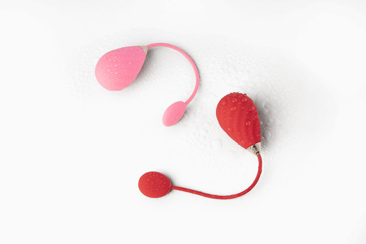 Magic Sundae Liebeskugel mit App 1 Magic Sundae von Magic Motion ist ein smarter Love-Egg-Vibrator mit App-Steuerung, Fernbedienung & Video-Sync – ideal für Solo-Play & Paare. Exklusive bei RaiX Shop Konstanz kaufen