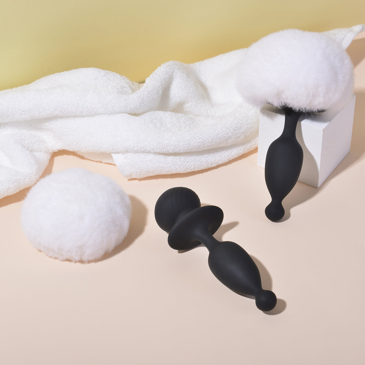 Magic Bunny Tail Butt Plug by Magic Motion - app-controlled tail plug, product detail photo 8