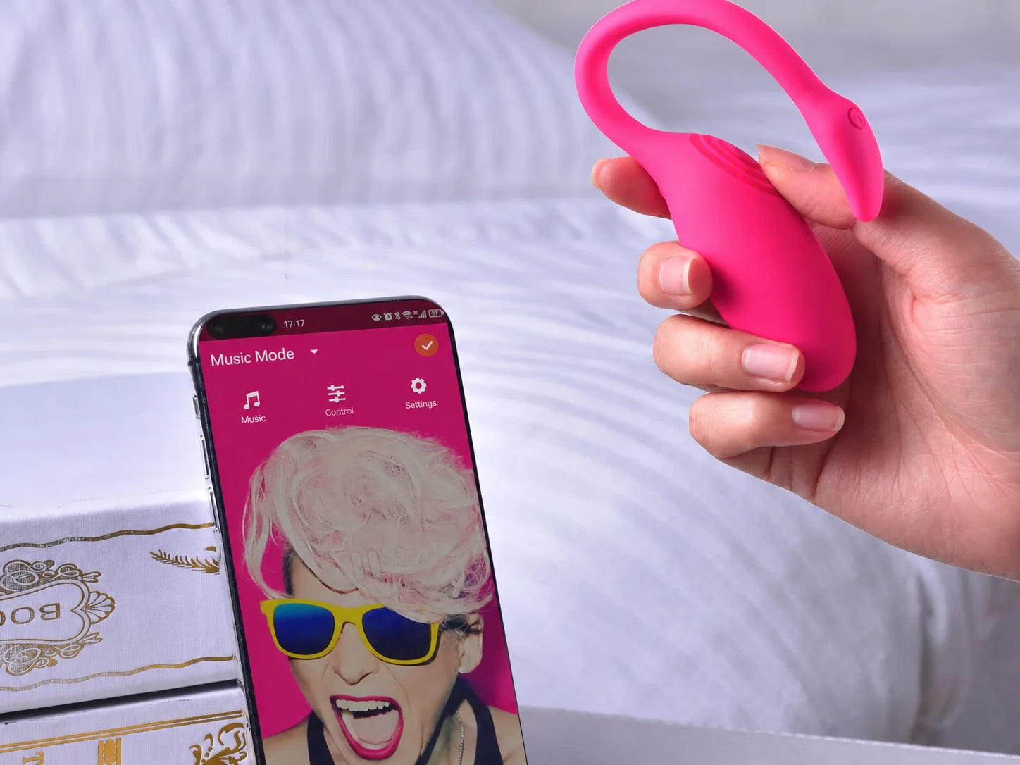 Magic Flamingo beside the Magic Motion app in Music Mode