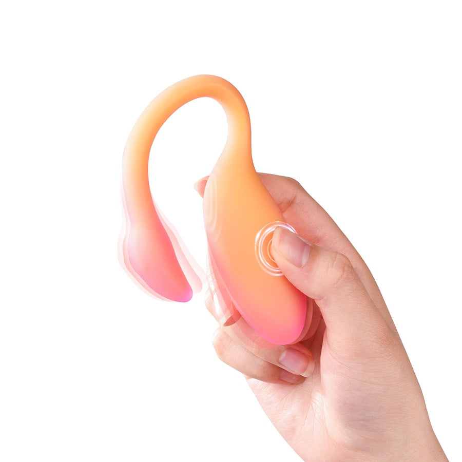 Flamingo Max responding to a squeeze in hand